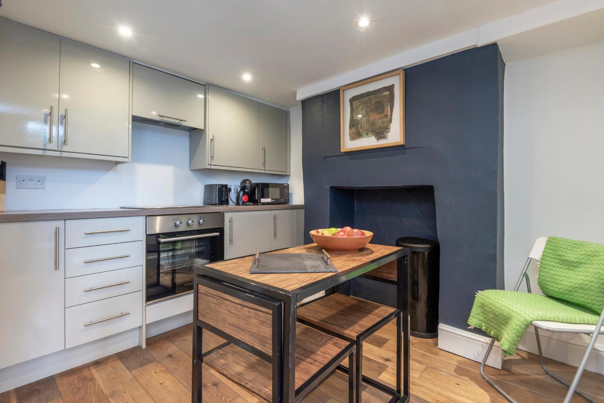 Chic 1-Bed Garden Flat, London, Convenient For Tower Bridge, Great Public Transport Apartman Kültér fotó