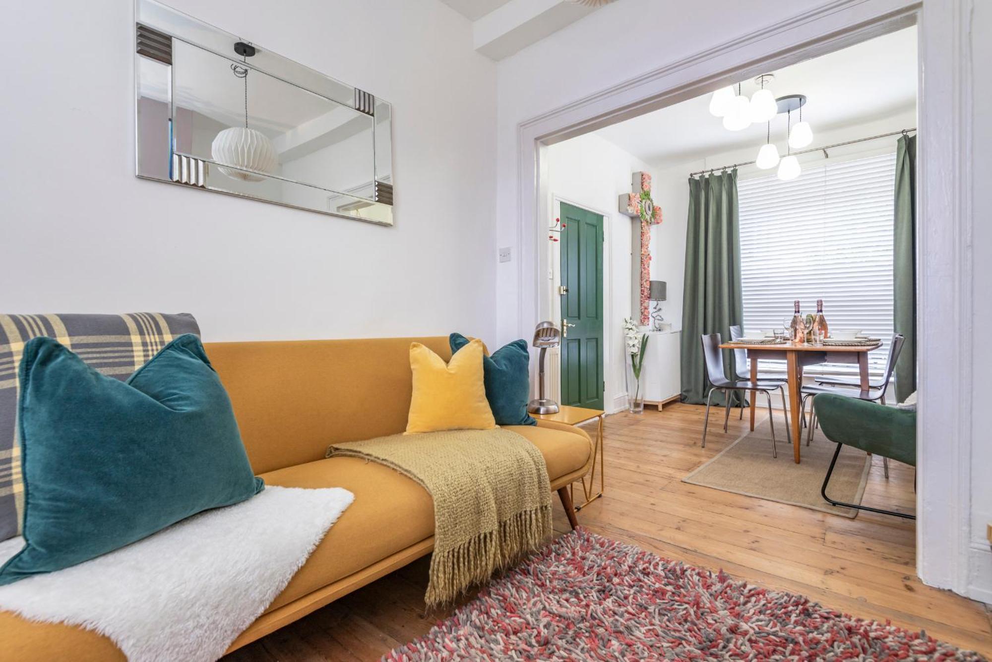 Chic 1-Bed Garden Flat, London, Convenient For Tower Bridge, Great Public Transport Apartman Kültér fotó