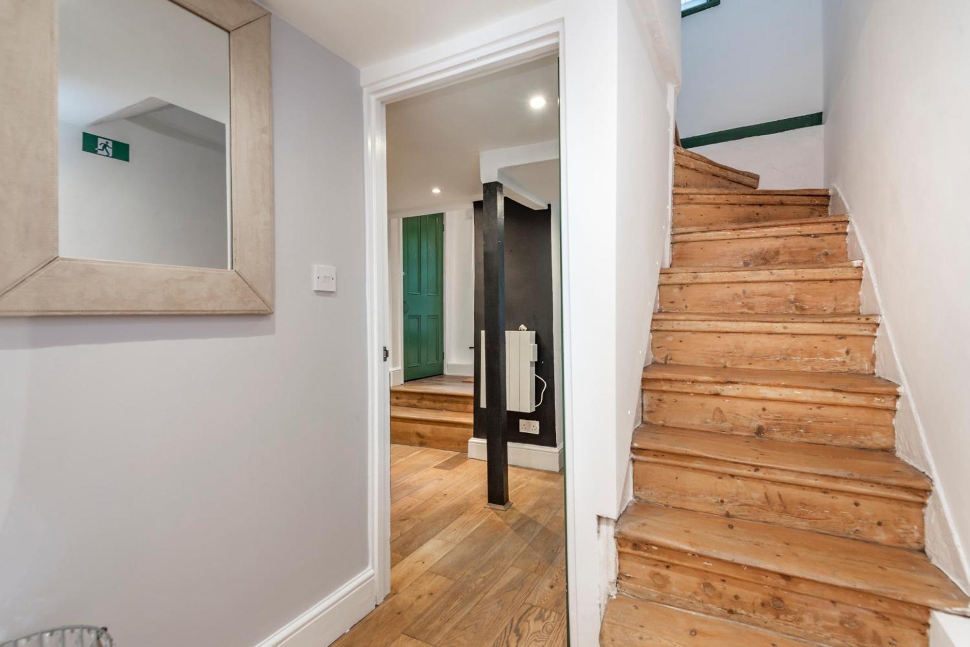Chic 1-Bed Garden Flat, London, Convenient For Tower Bridge, Great Public Transport Apartman Kültér fotó