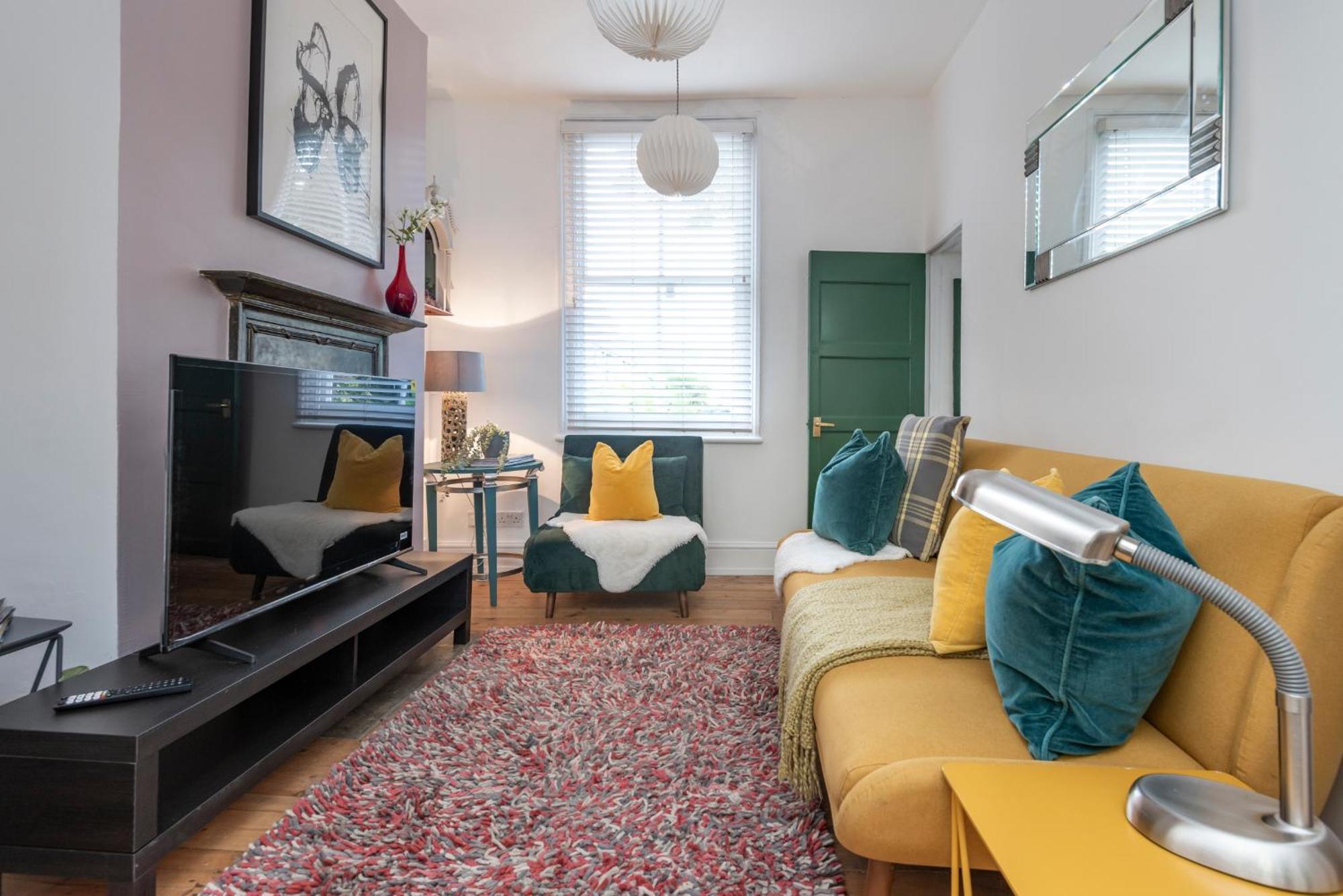 Chic 1-Bed Garden Flat, London, Convenient For Tower Bridge, Great Public Transport Apartman Kültér fotó